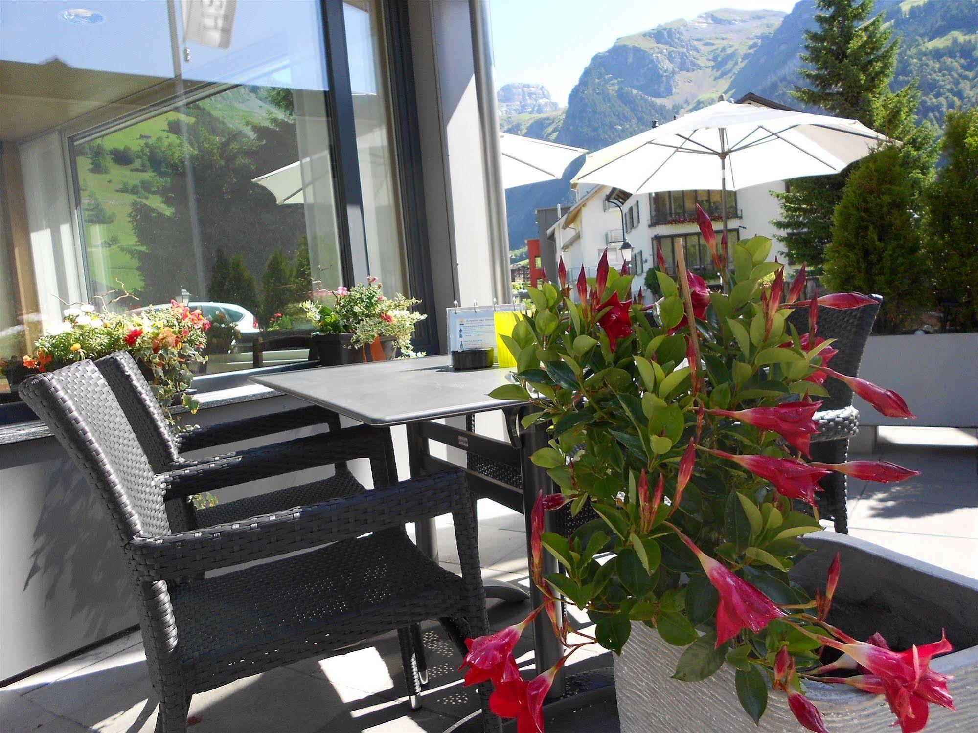 Hotel Hahnenblick Engelberg Eksteriør billede